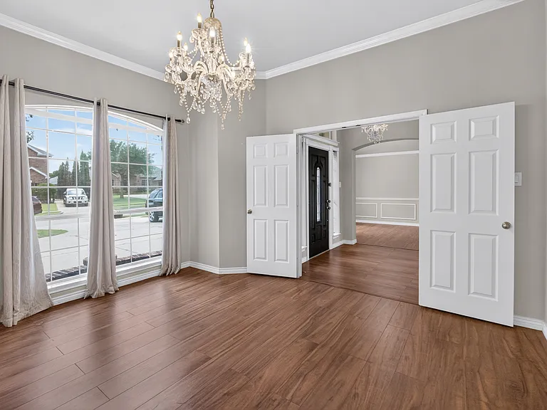 2848 Gillespie Ln — Photo 12
