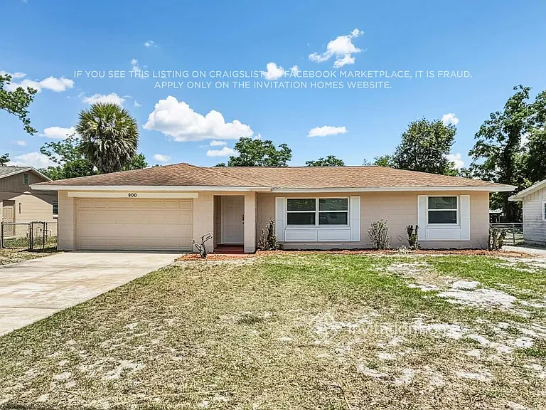 900 Vincent Dr — Photo 3