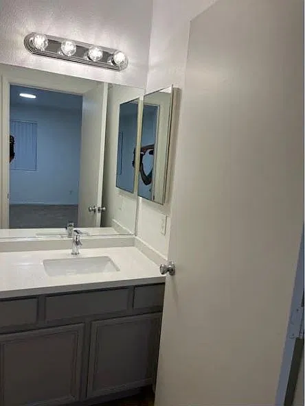 3 bed, 1092 sqft, $1,650 — Photo 4