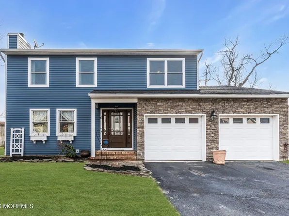6 Lisa Drive, Brick, NJ 08724