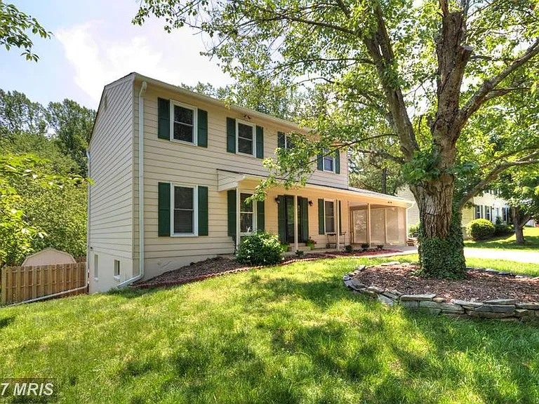 4313 Farm House Ln — Photo 1