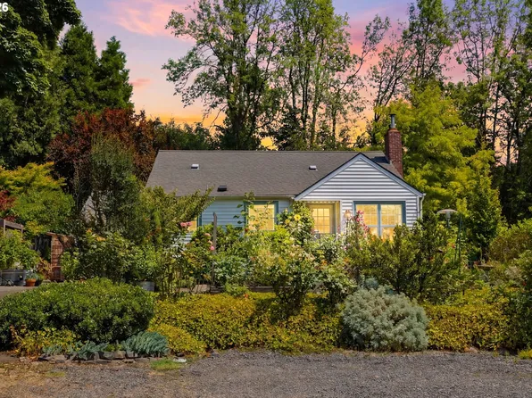 4920 SW 31st Dr, Portland, OR 97239