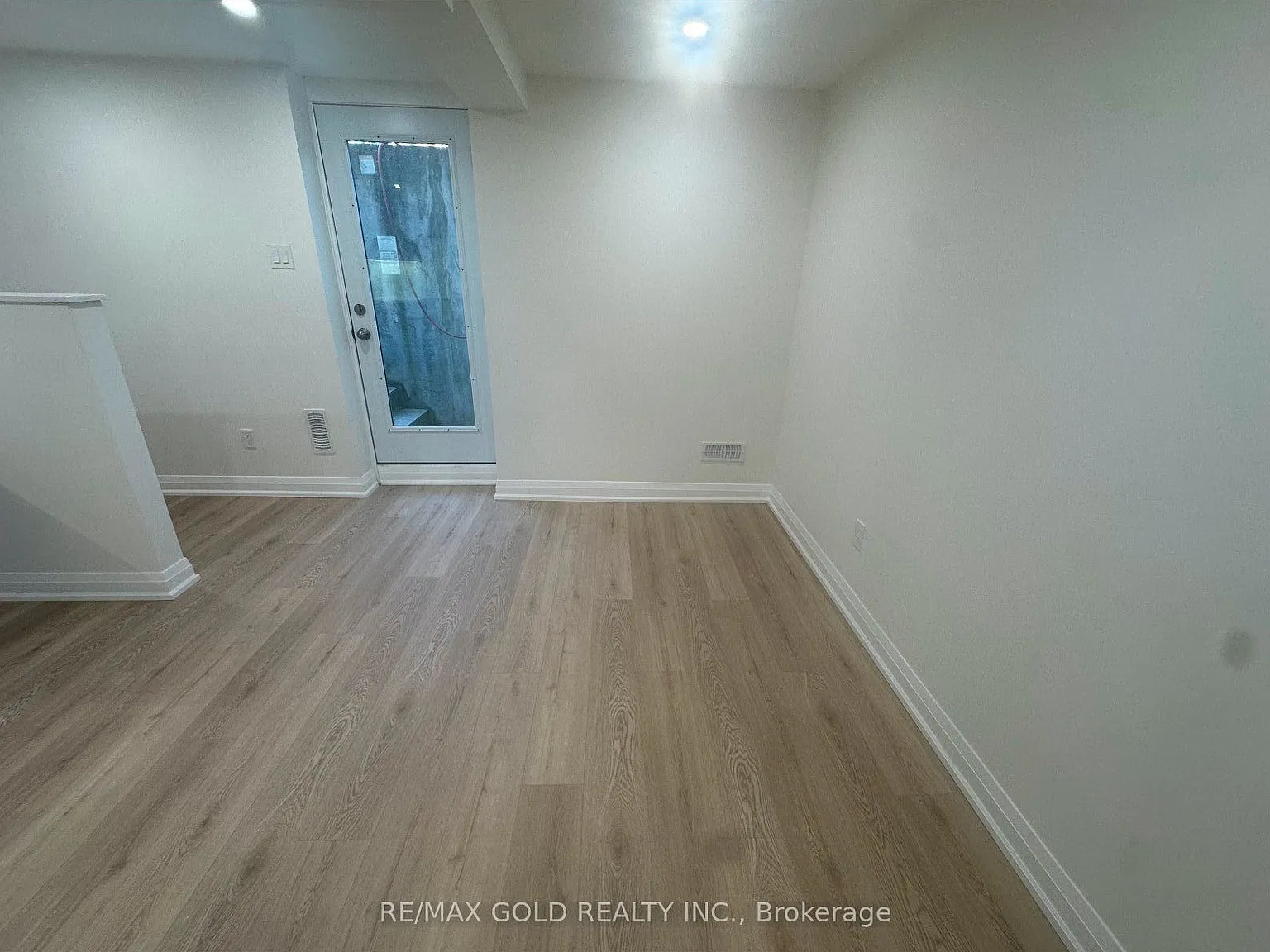 2 bed, $2,500 — Photo 2