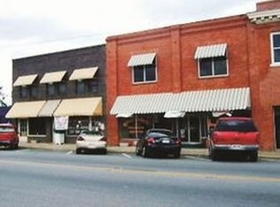 106 N 3rd St, Vienna, GA 31092