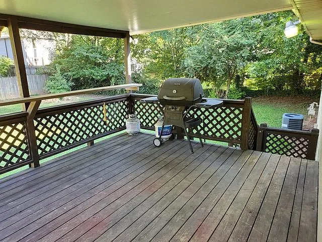 3 bed, 1195 sqft, $2,250 — Photo 3