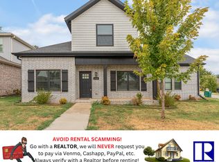 334 W Kinniburgh Dr, Farmington, AR 72730