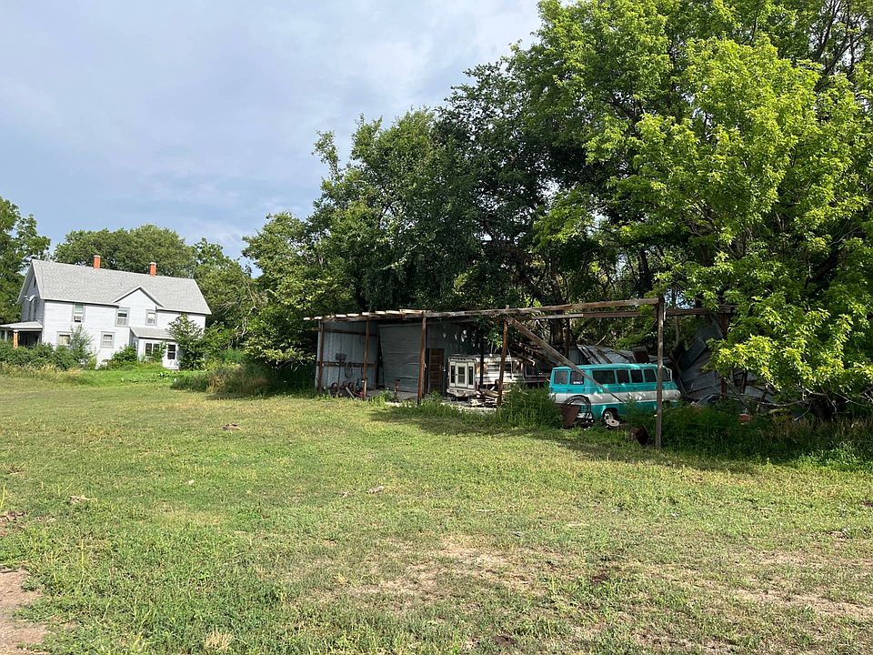 82424 Fort Ave, Burwell, NE 68823 Zillow