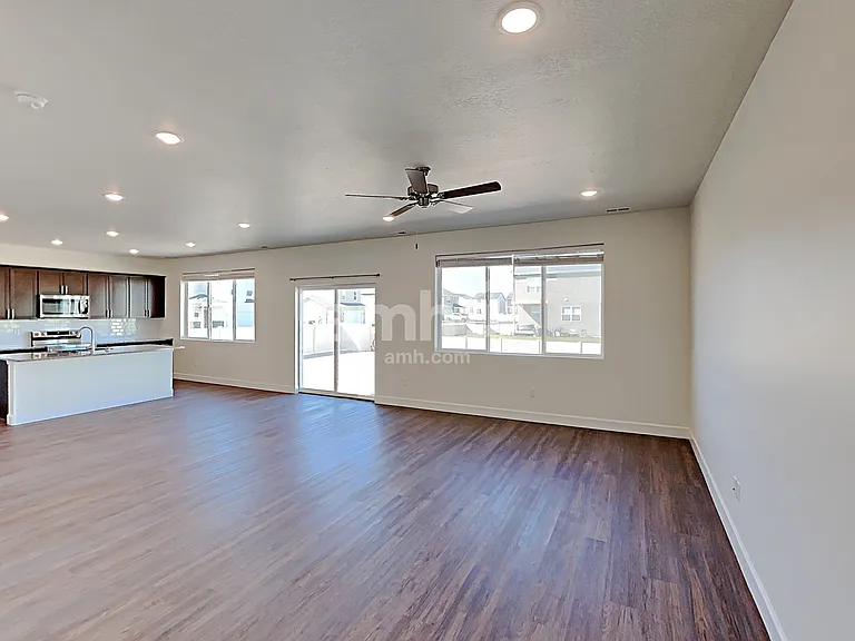 291 N Gibbons Ln — Photo 7