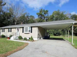 38 Park St, Bellingham, MA 02019