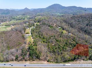 38 Sunnybrook Trl, Clyde, NC 28721