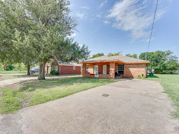 911 Merriot St, Ennis, TX 75119