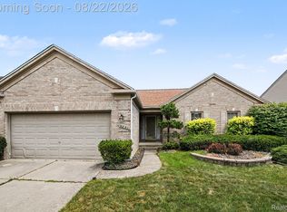 4251 Timberline Dr, Canton, MI 48188
