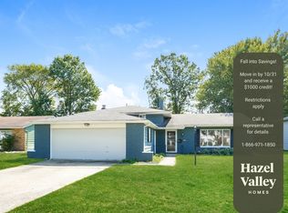 26917 Sweetbriar Dr, North Olmsted, OH 44070