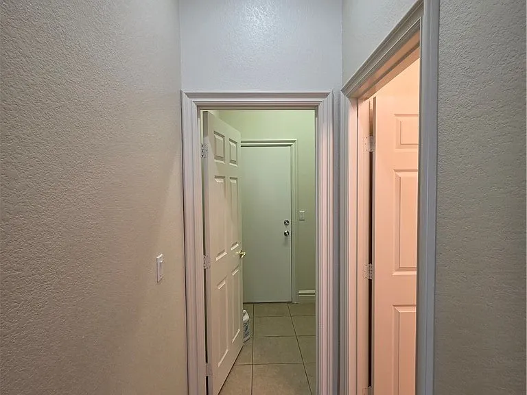 10717 Refectory Ave — Photo 36