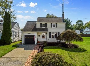 988 Glenwood Dr, Alliance, OH
