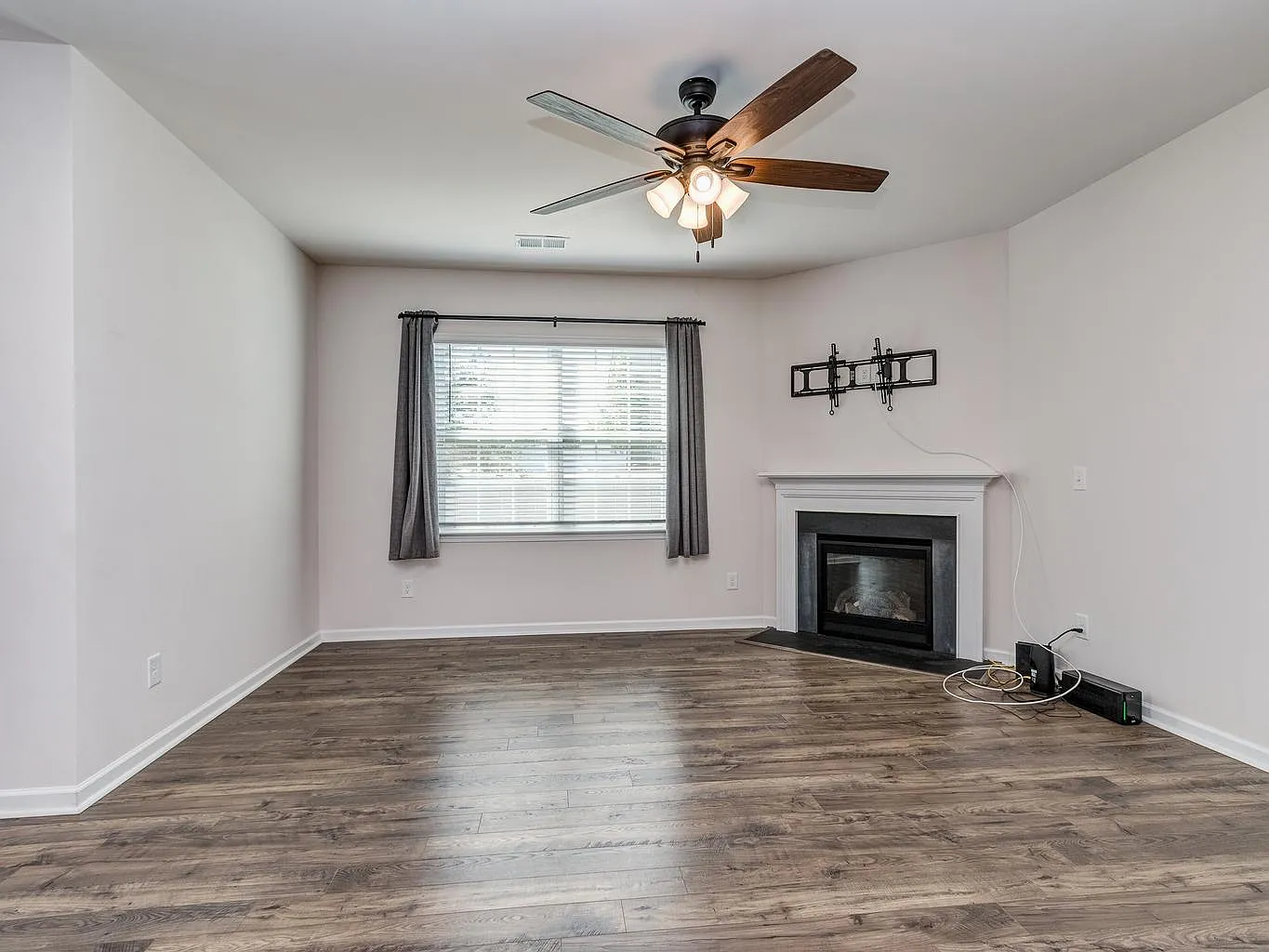 9073 Remnick Drive - 1 — Photo 2