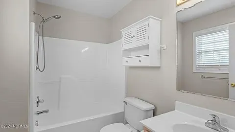 207 Run Swamp Rd — Photo 4
