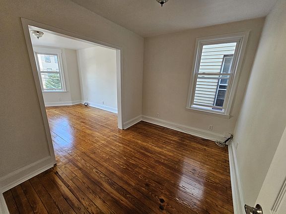 3rd image of 69 Roosevelt Ave Floor 2