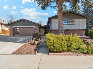 10121 W 70th Dr, Arvada, CO 80004