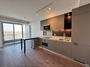 39 Mary St #1504, Barrie, ON L4N 1S9
