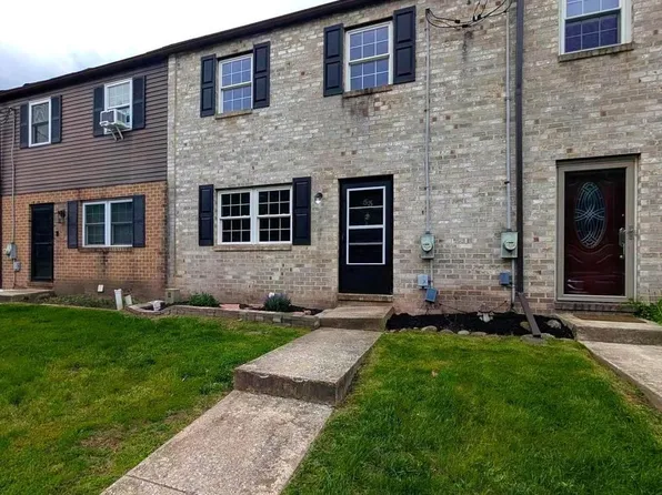 53 Game Farm Rd, Schwenksville, PA 19473
