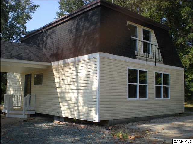 1st image of 14 Bays Farm Dr