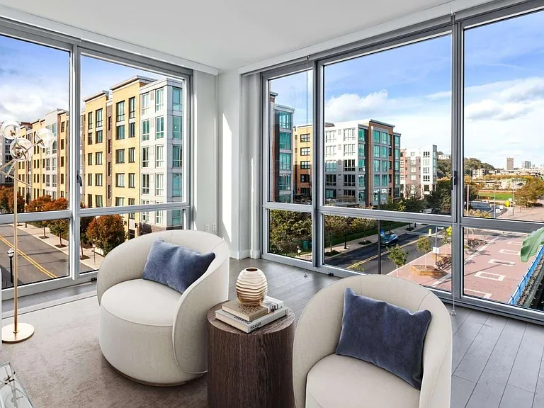 1501 Harbor Blvd #304 — Photo 19