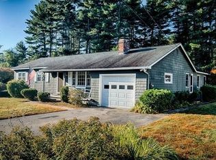 6 Walnut St, Townsend, MA 01469
