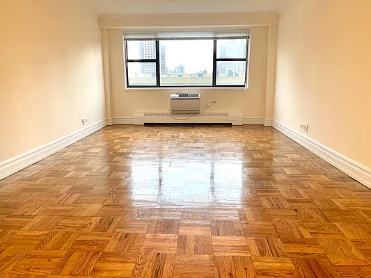 Rented by Corcoran | media 8