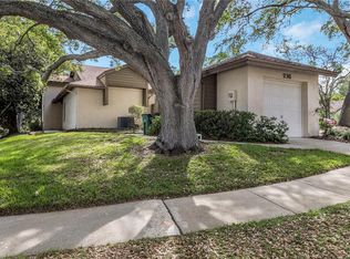 216 Lighthouse Ct, Safety Harbor, FL 34695