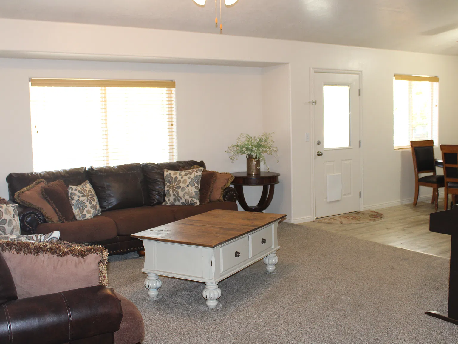 5 bed, 3007 sqft, $2,900 — Photo 4