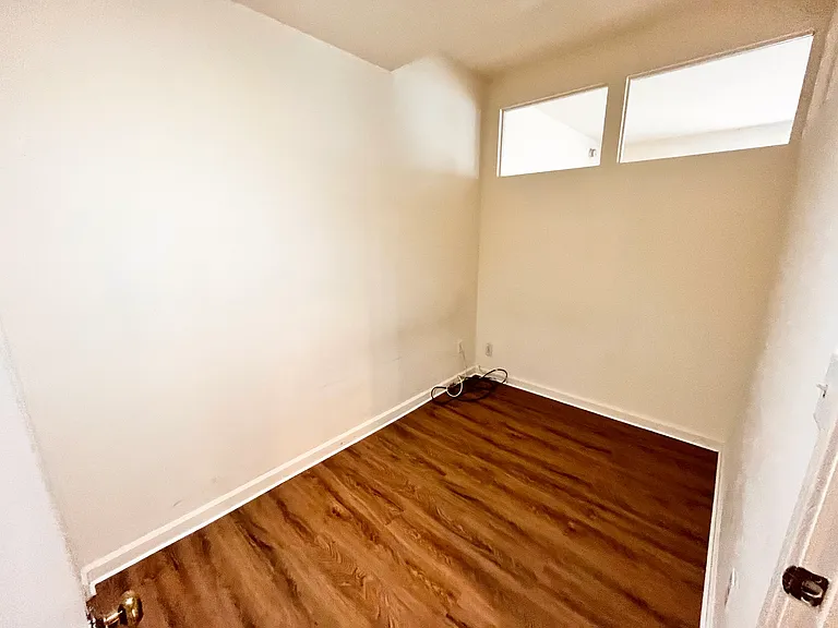 287 Saint John St #2 — Photo 13