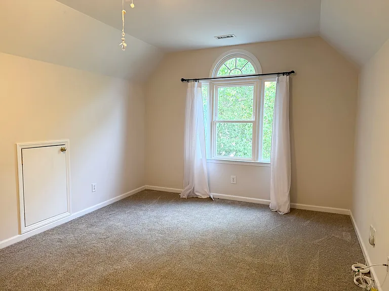 205 Halpen Dr — Photo 19