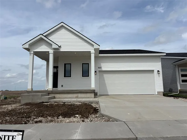 1823 Gordon Ct, Norwalk, IA 50211