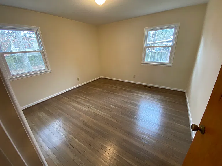 218 Mona Dr — Photo 23