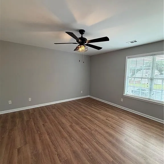 117 Richmond Dr — Photo 16