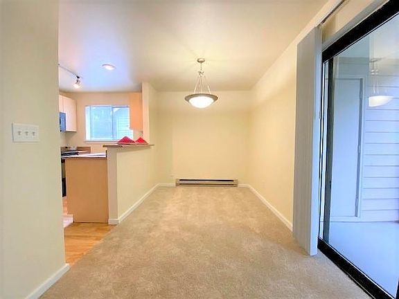 4th image of 12818 NE 120th St #P05