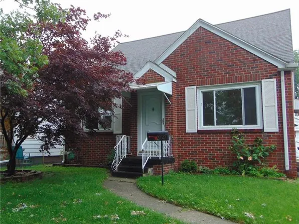 2727 131st St, Toledo, OH 43611