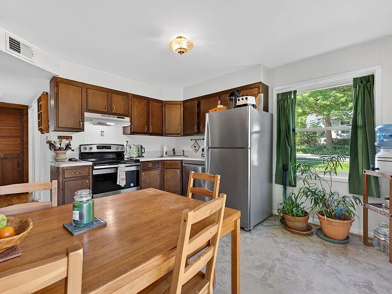 12805 Atlantic Ave — Photo 12