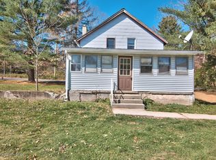 458 Clifton Beach Rd, Clifton Township, PA 18424