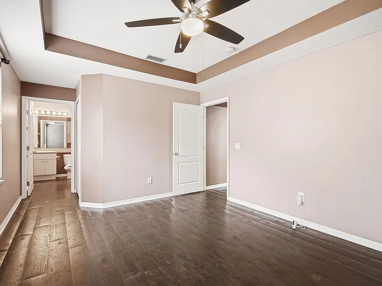 18126 Birdwater Dr — Photo 12