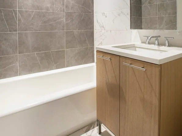 86 Fleet Place image 11 of 23