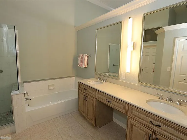 1080 5th St S #1080 — Photo 12