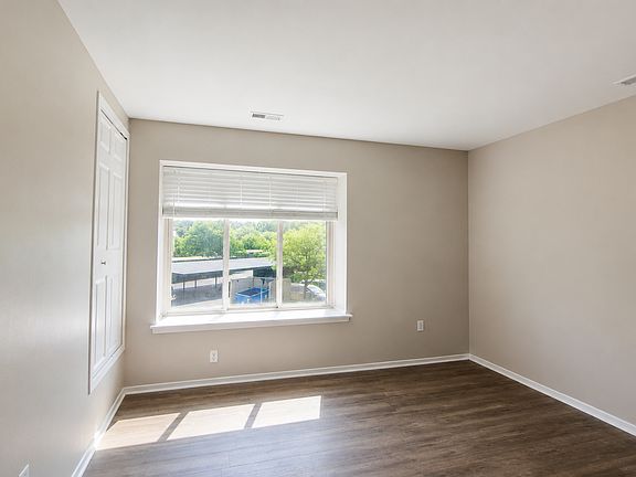 4th image of 2715 Greenstone Blvd APT 1309