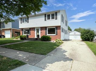 336 E Pershing St, Appleton, WI 54911