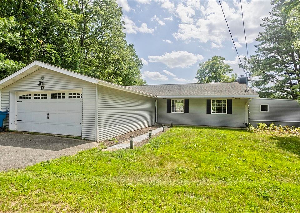 1st image of 17 Congamond Rd