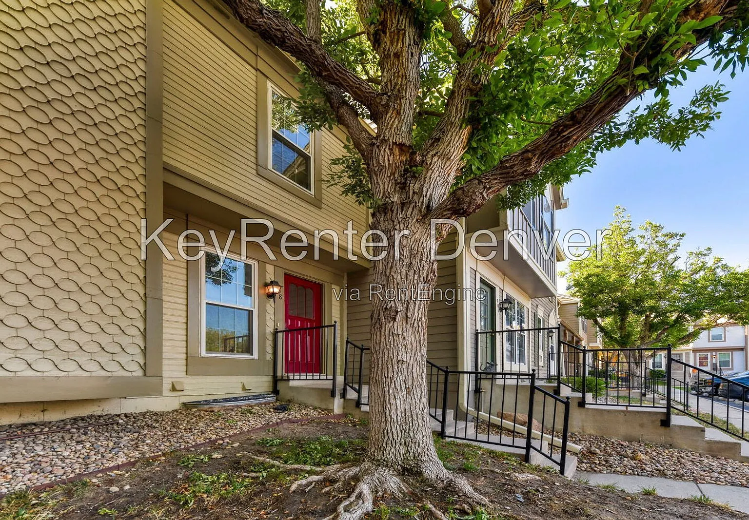 2 bed, 2.0 bath, 1050 sqft, $1,725 — Photo 3
