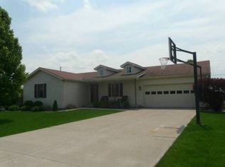 3433 Charlton Dr, Anderson, IN 46012