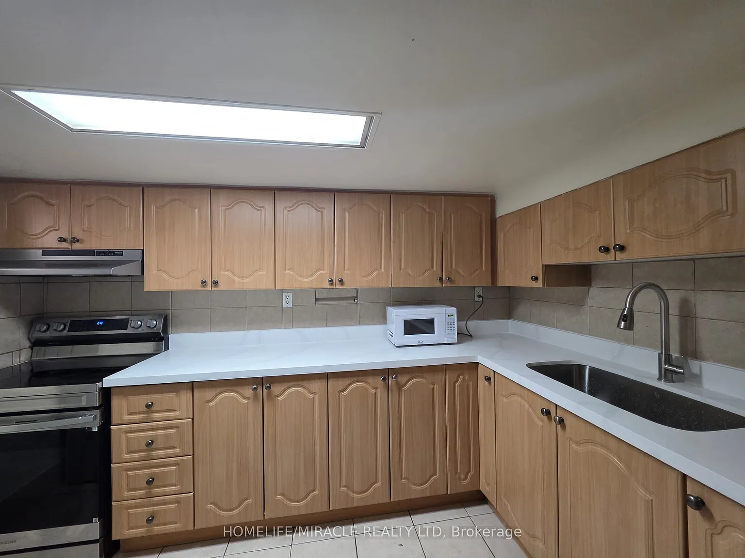 1 bed, $1,300 — Photo 2
