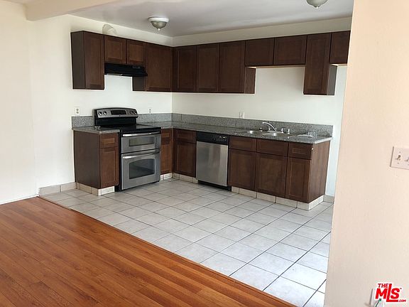 2nd image of 18505 Mayall St Unit D